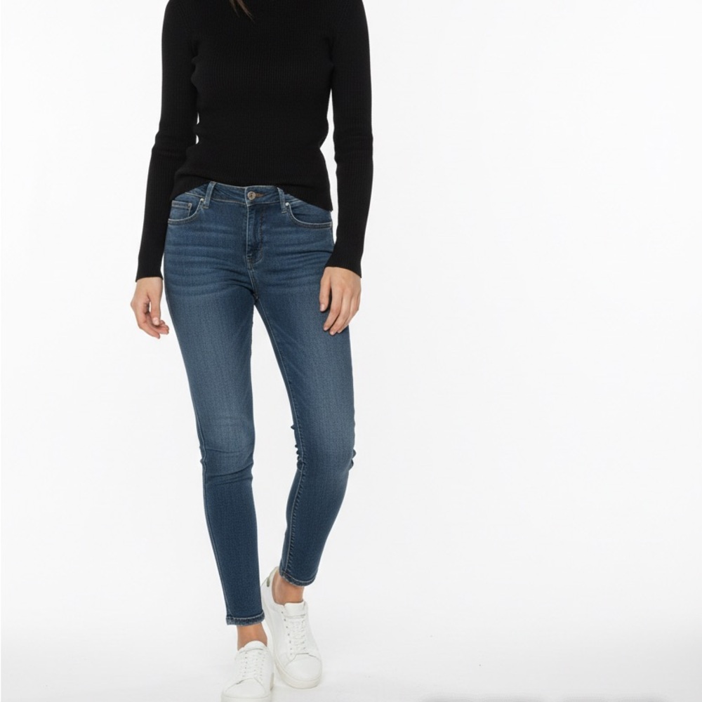 Good American Jeans Women’s Blue 2/26 Good Legs Crop - Picture 2 of 8